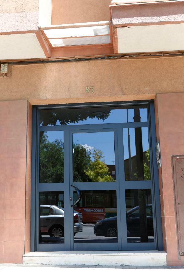 Piso Exterior Completo A 20 ' De Barcelona. Apartamento Sabadell Exterior foto